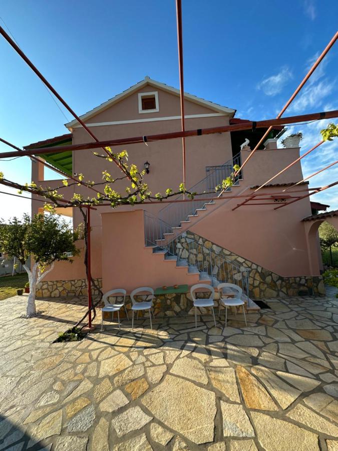Telis Apartments One Roda  Bagian luar foto